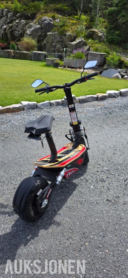 Elektrisk sittescooter EV Ultra Pro 2000
